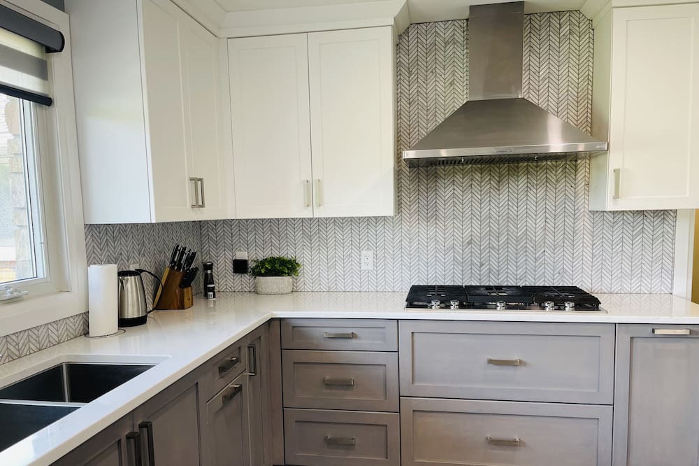Photo of Kitchen in Middlesex Centre