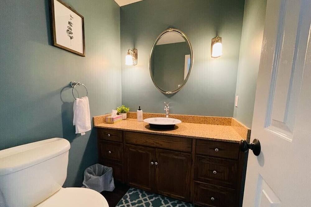 Photo of Bathroom in Middlesex Centre