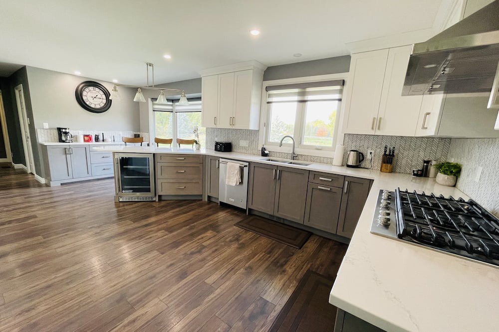 Photo of Kitchen in Middlesex Centre