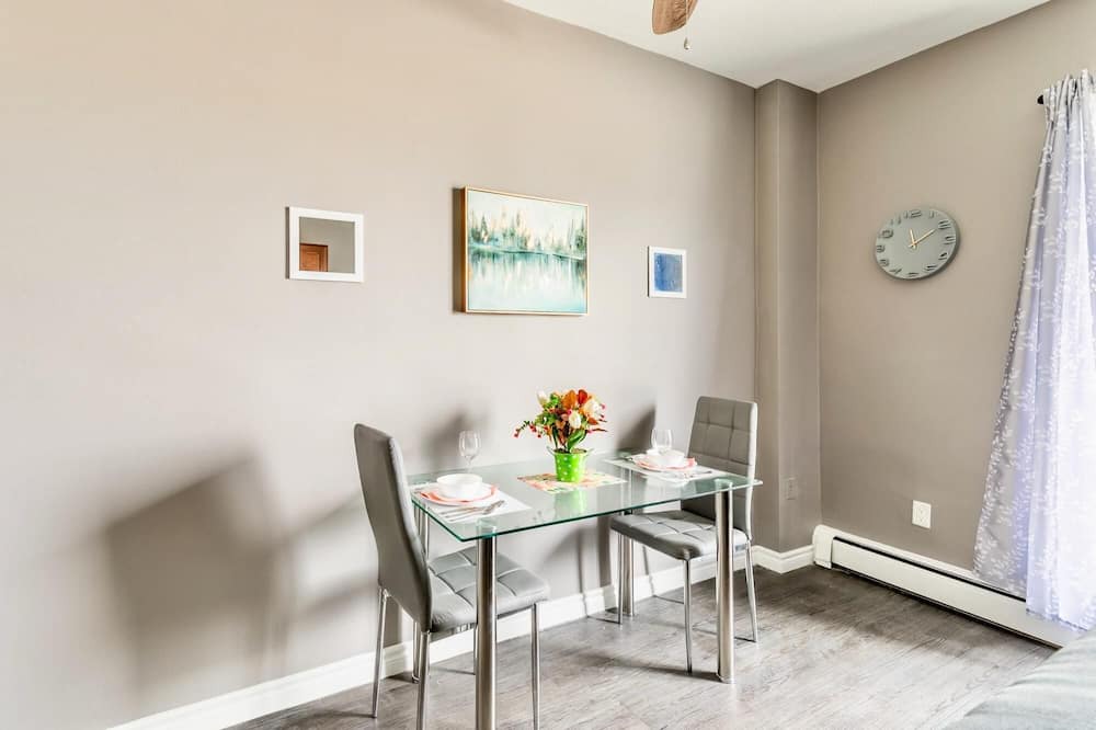 Photo of Bedroom in Rosedale