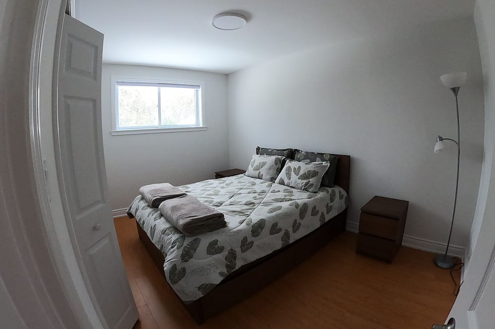 Photo of Bedroom in Aurora