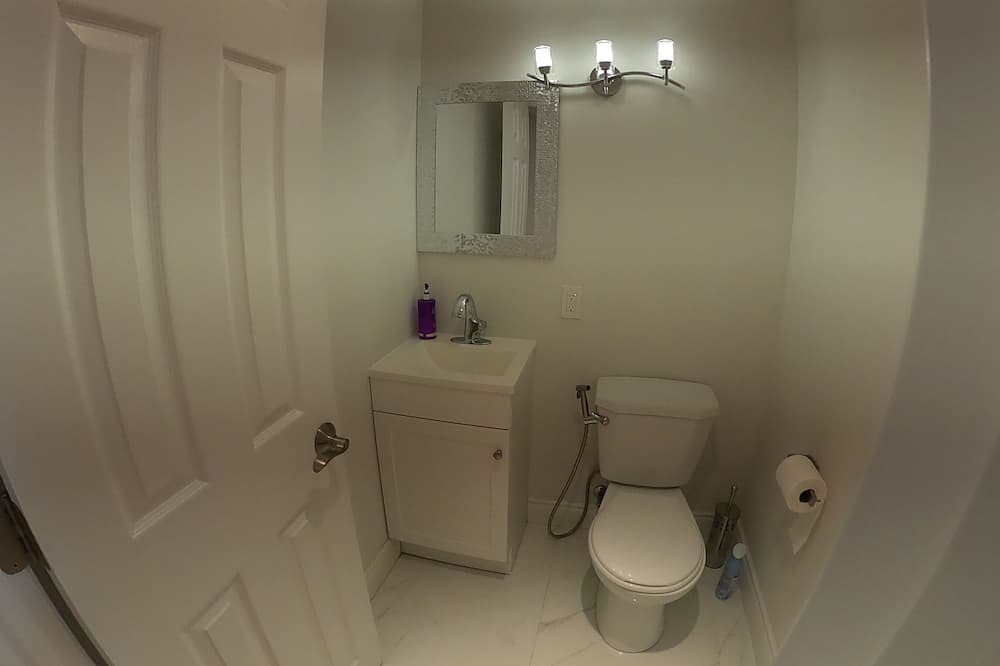 Photo of Bathroom in Aurora
