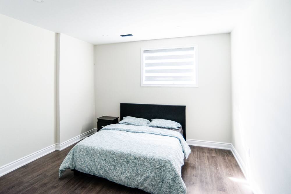 Photo of Bedroom in Hamilton