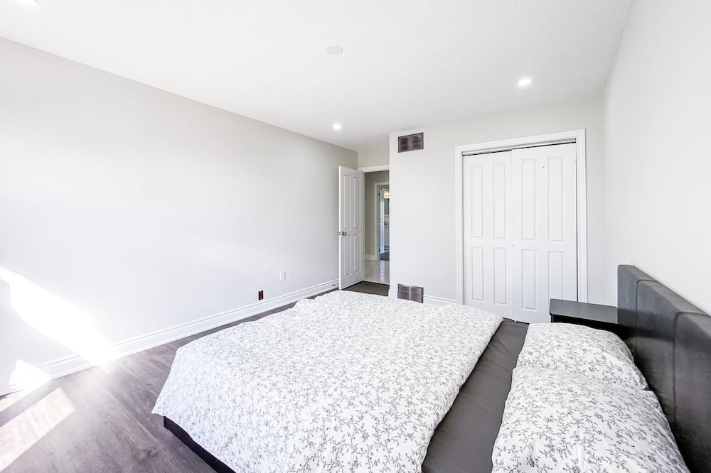 Photo of Bedroom in Hamilton