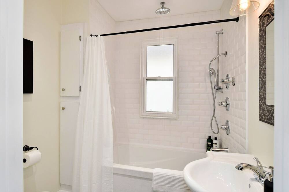Photo of Bathroom in London