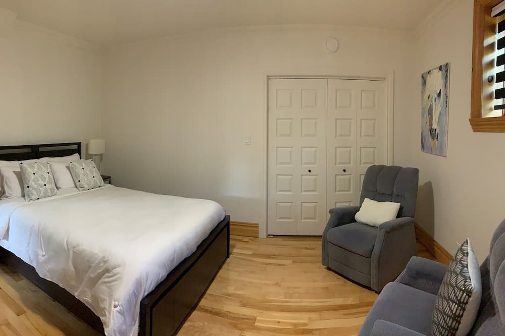 Photo of Bedroom in Montmagny Regional County Municipality