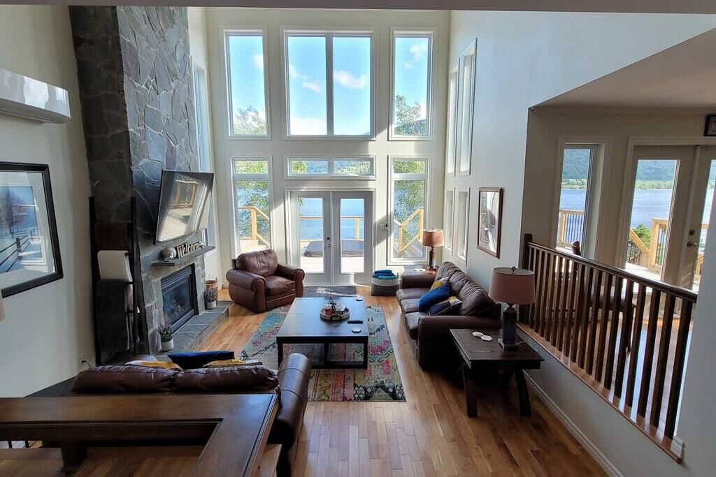 Photo of Livingroom in Humber Valley
