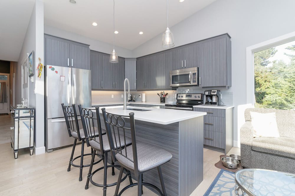Photo of Kitchen in Cowichan Bay