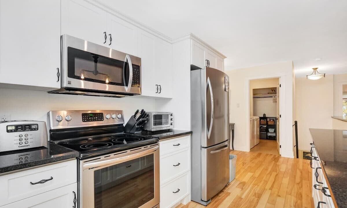 Photo of Kitchen in Calabogie