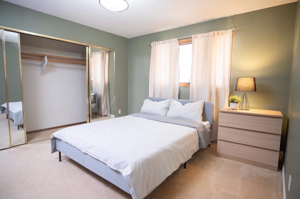 Photo of Bedroom in East Kildonan