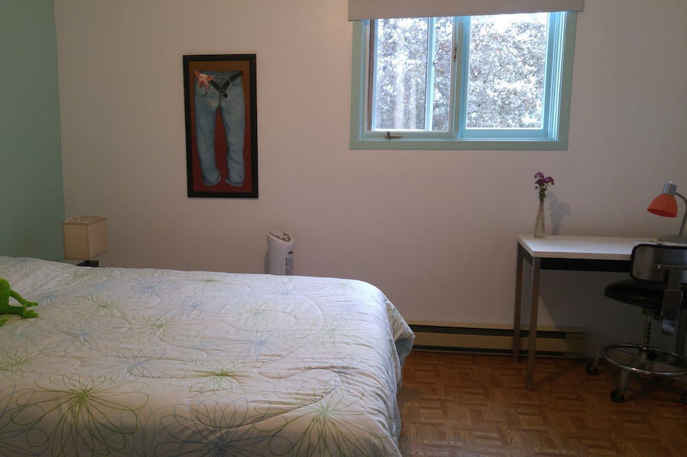 Photo of Bedroom in Bas-Saint-Laurent