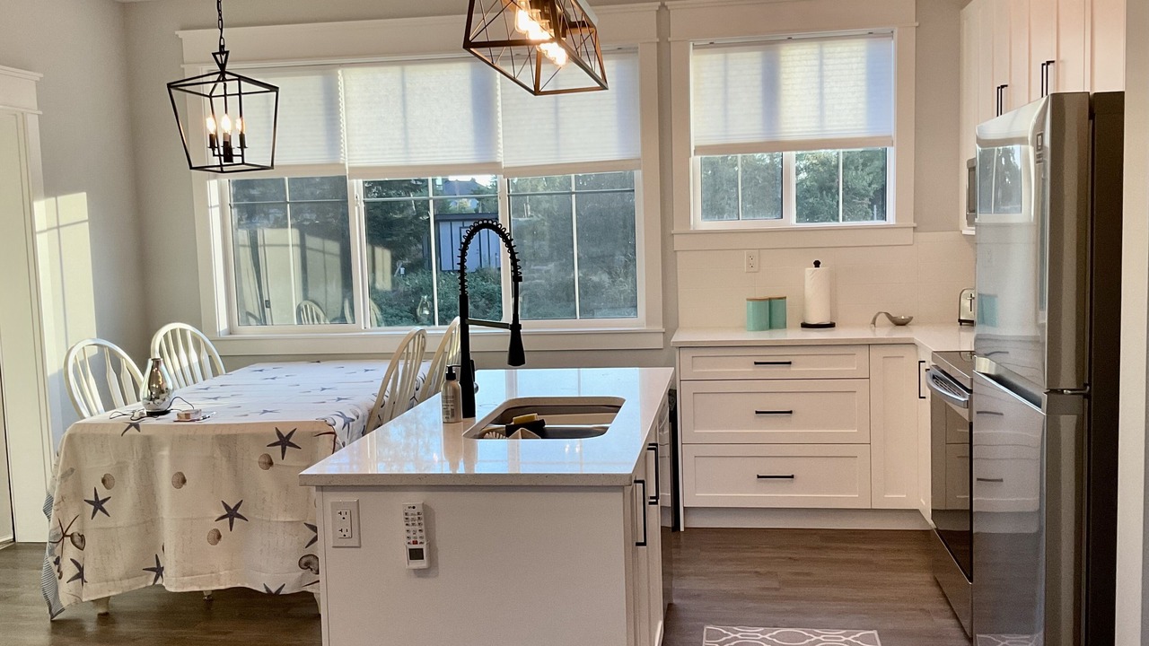 Photo of Kitchen in Metchosin