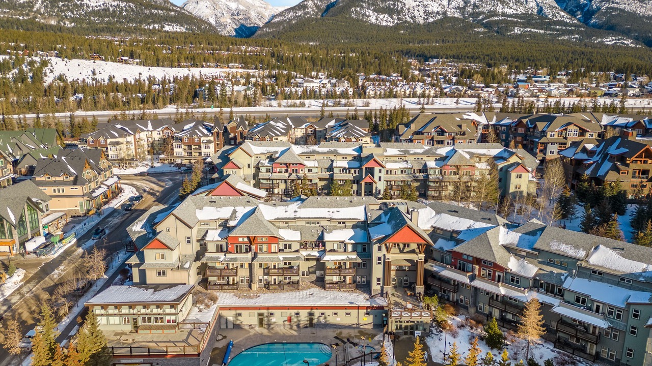 Photo of Outdoor in Cougar Creek