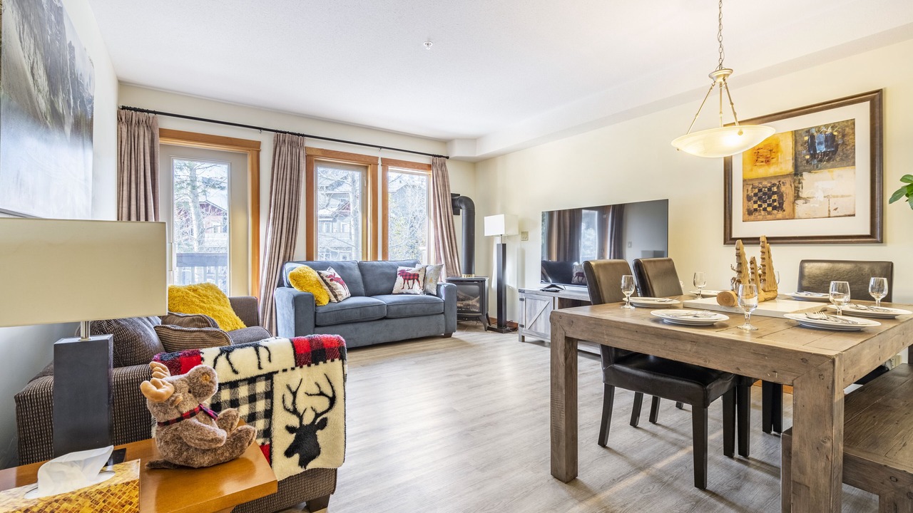 Photo of Livingroom in Cougar Creek