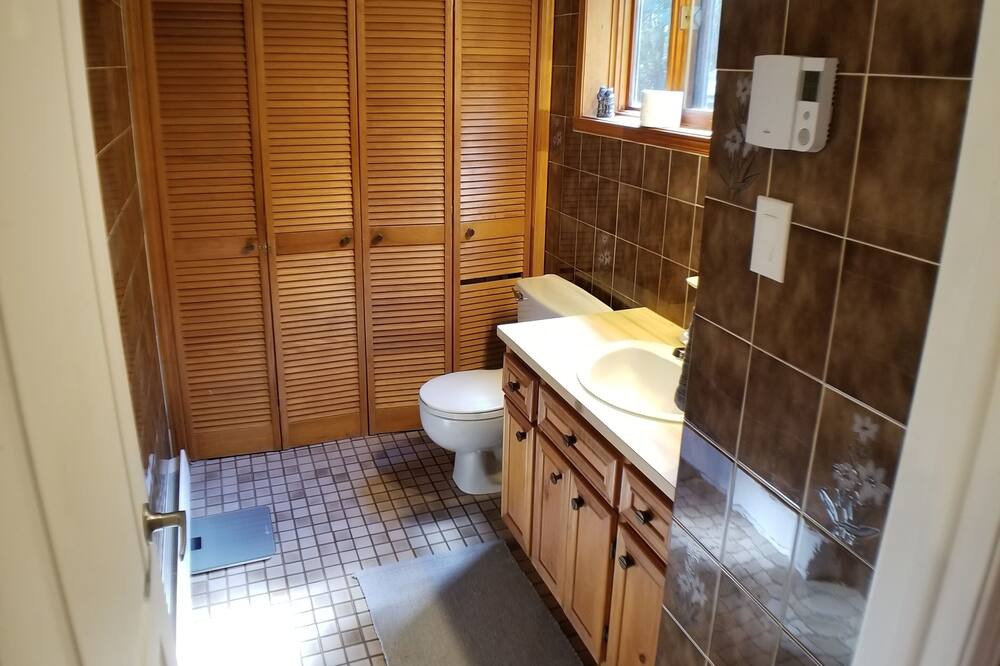 Photo of Bathroom in Sainte-Agathe-des-Monts