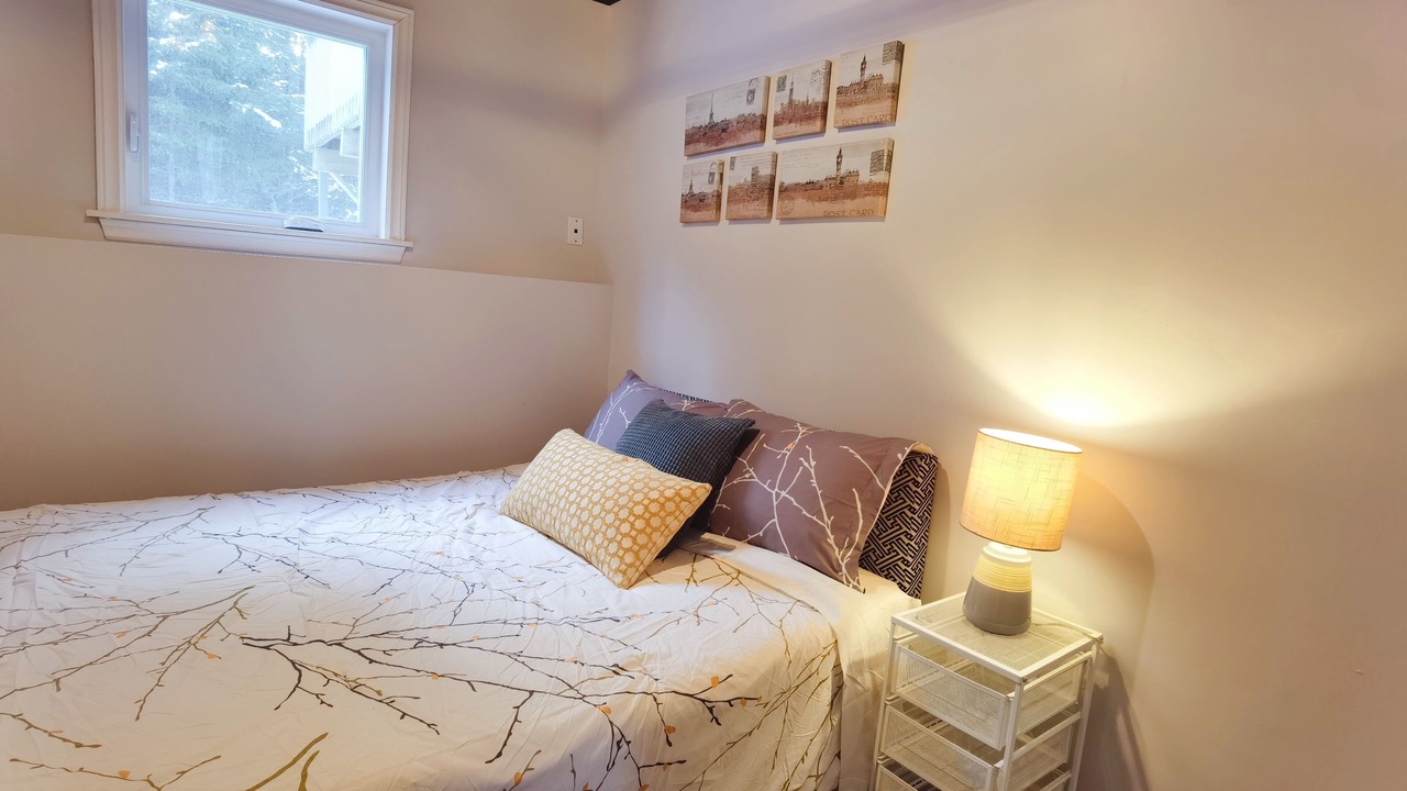 Photo of Bedroom in Hammonds Plains
