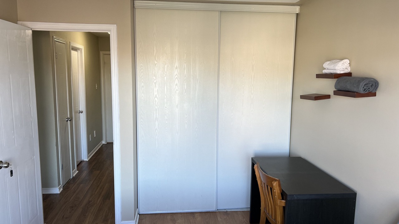 Photo of Bedroom in Ottawa Division