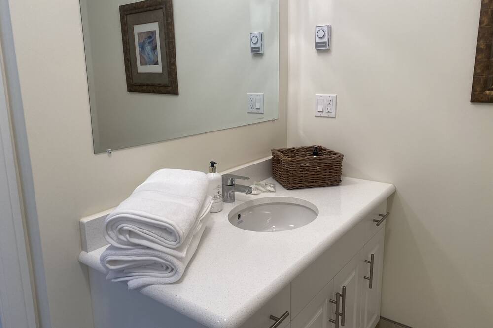 Photo of Bathroom in Upper Blandford