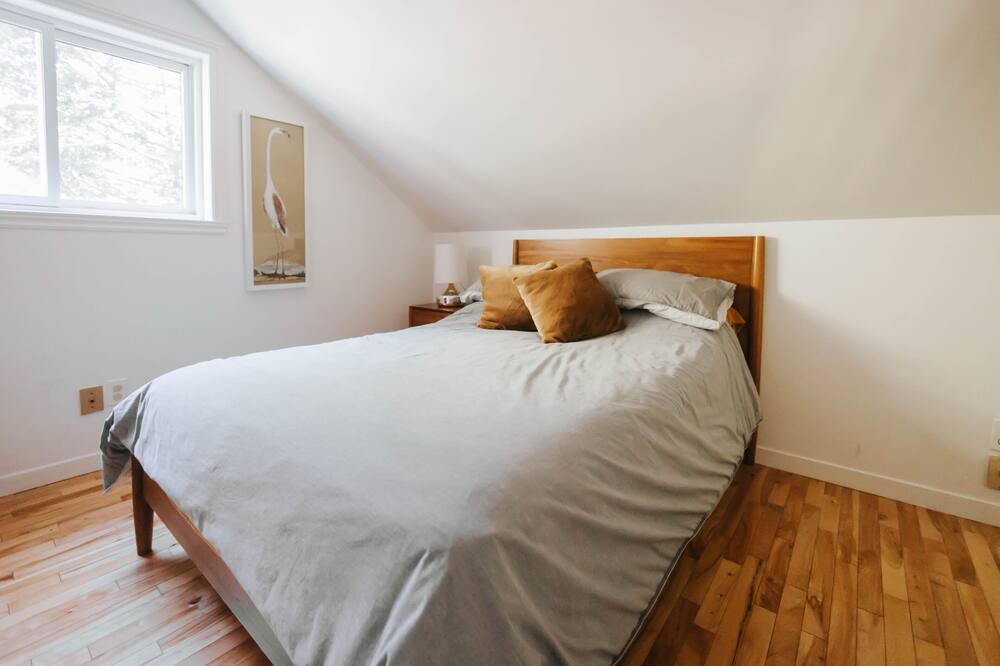 Photo of Bedroom in Magog