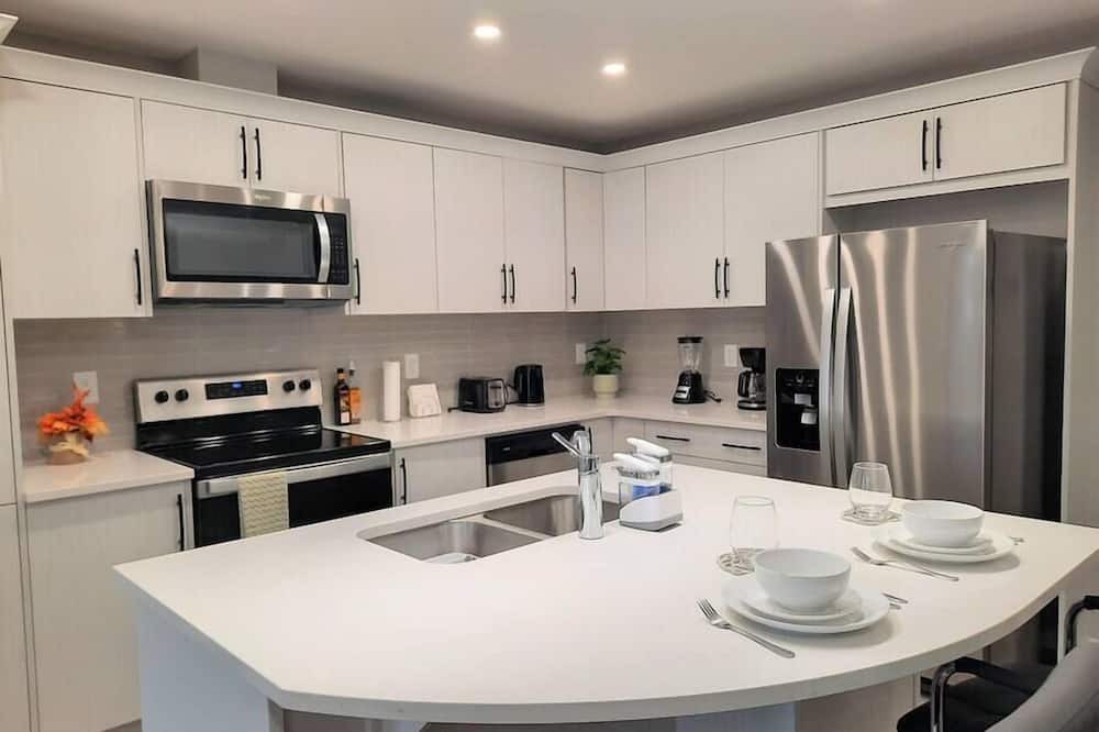 Photo of Kitchen in Southwest Calgary