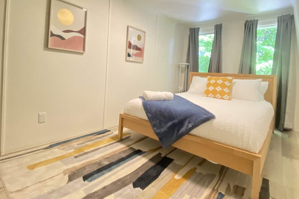 Photo of Bedroom in Kincardine