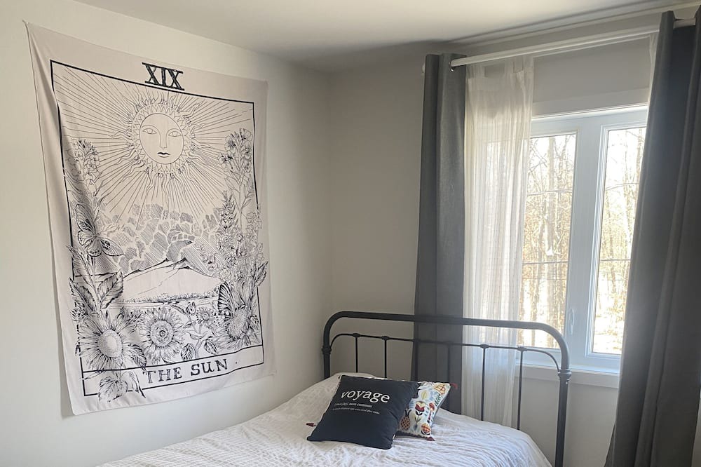Photo of Bedroom in L'Ile-Perrot