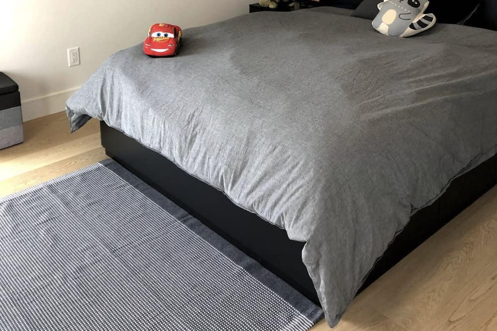 Photo of Bedroom in La Vallee-du-Richelieu Regional County Municipality