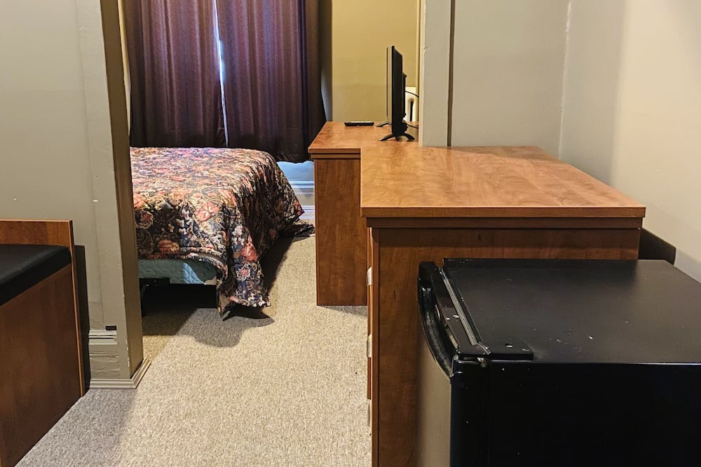 Photo of Livingroom in Virden