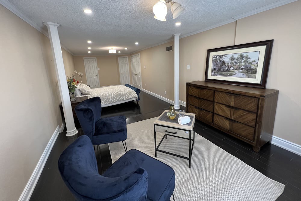 Photo of Livingroom in Scarborough