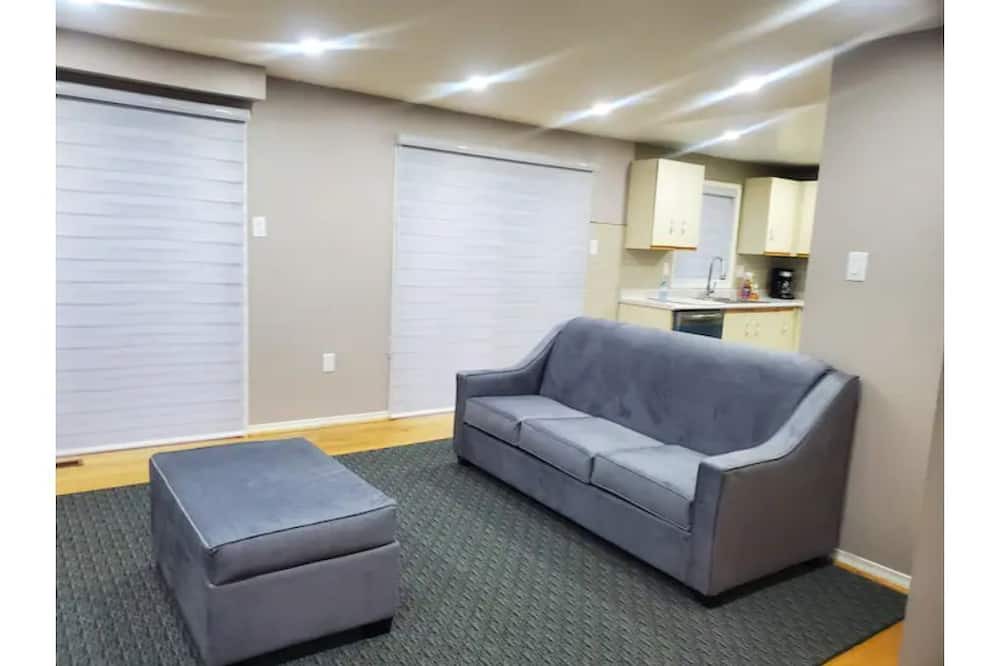 Photo of Livingroom in Barrie