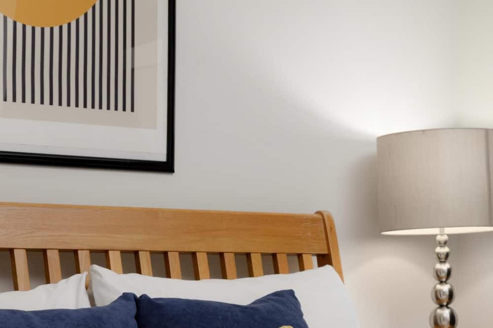 Photo of Bedroom in District of North Vancouver