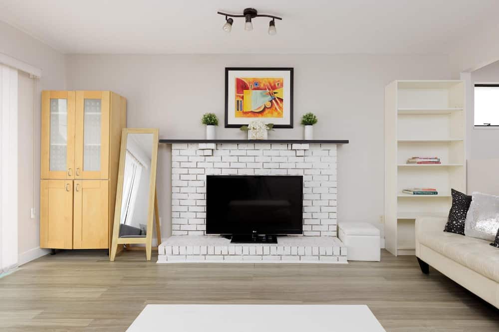 Photo of Bedroom in Riley Park