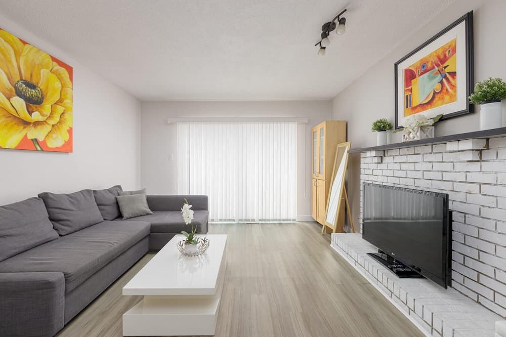 Photo of Bedroom in Riley Park