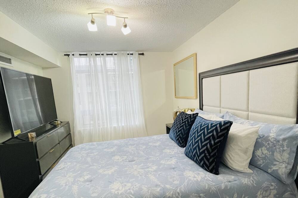 Photo of Bedroom in Wallace Emerson
