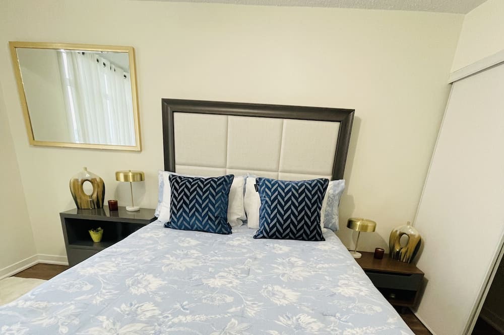 Photo of Bedroom in Wallace Emerson