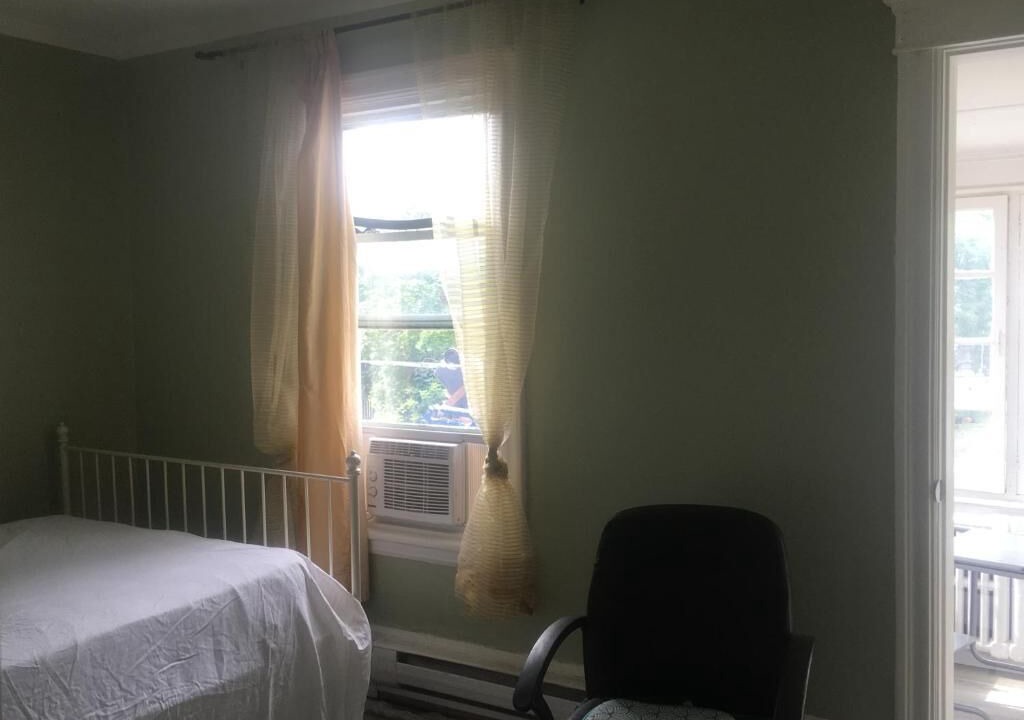 Photo of Bedroom in Sandy Hill