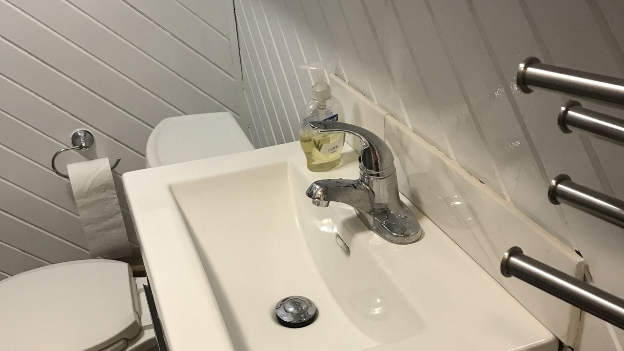 Photo of Bathroom in Sandy Hill