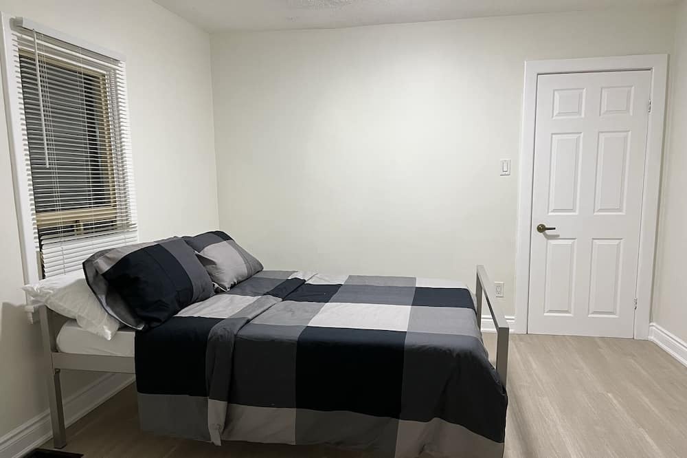 Photo of Bedroom in Hamilton