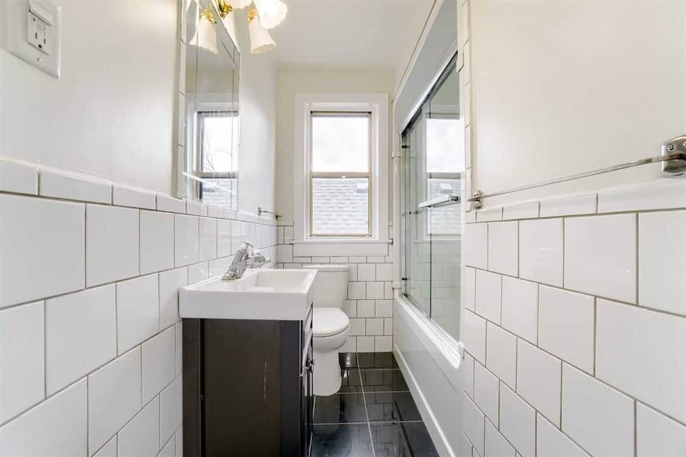 Photo of Bathroom in Hamilton
