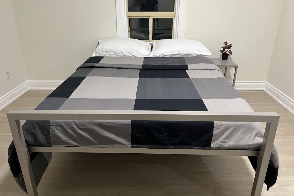 Photo of Bedroom in Hamilton