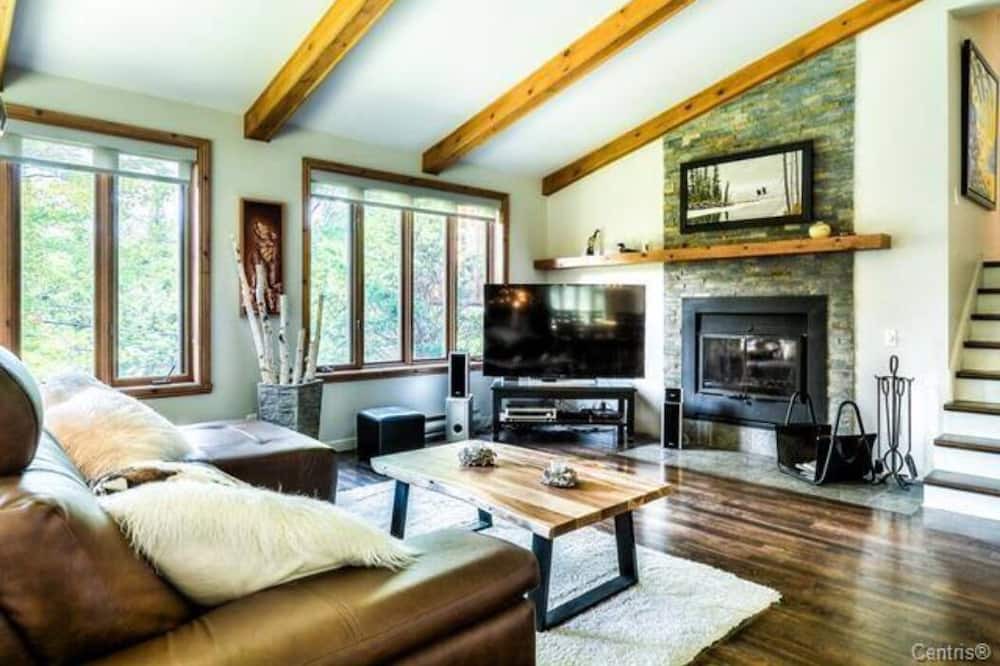 Photo of Livingroom in Piedmont
