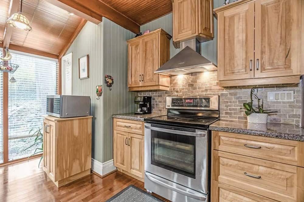 Photo of Kitchen in Orillia