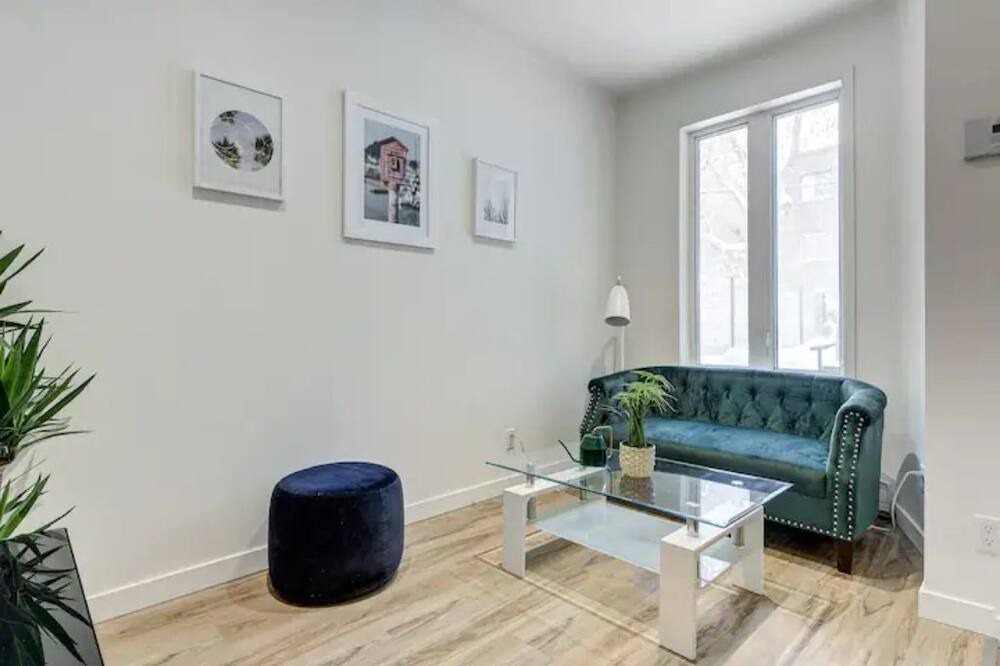 Photo of Livingroom in Gay Village