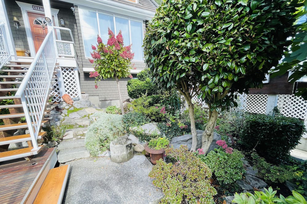 Photo of Outdoor in West Vancouver