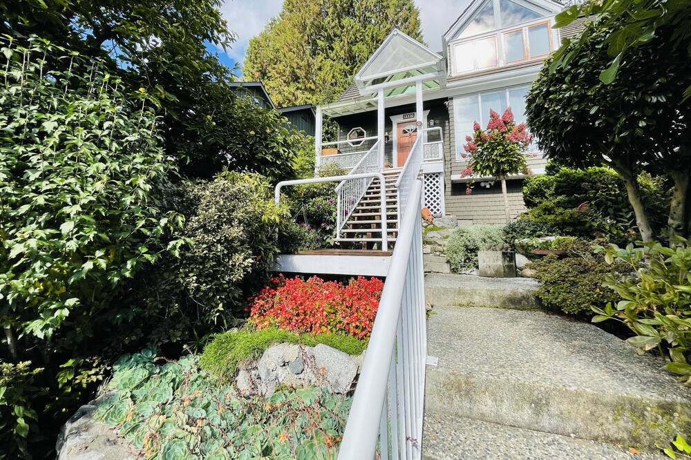 Photo of Others in West Vancouver
