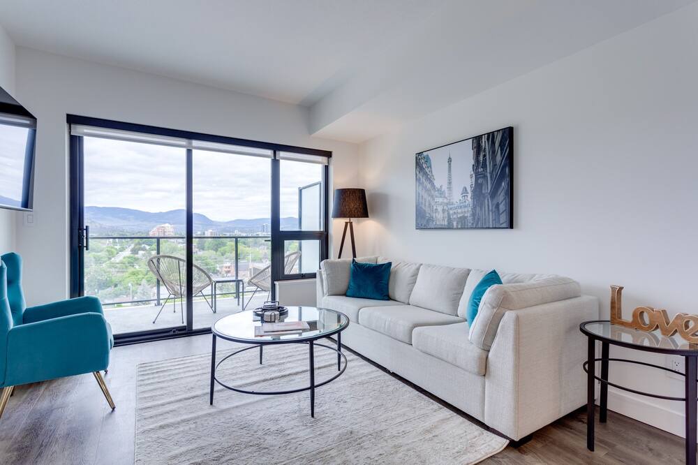 Photo of Livingroom in Kelowna Central Business District