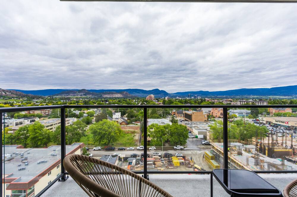 Photo of Patio Balcony in Kelowna Central Business District