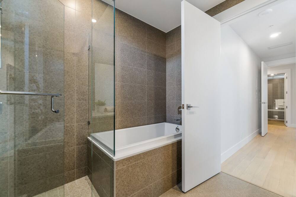 Photo of Bathroom in Horseshoe Bay