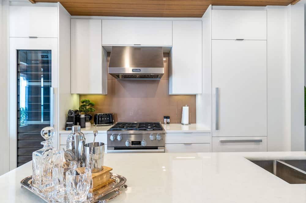 Photo of Kitchen in Horseshoe Bay
