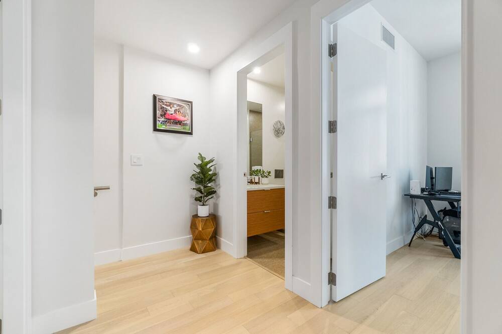 Photo of Bedroom in Horseshoe Bay